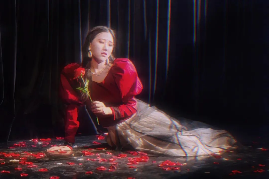 Wild Interactive Musical Kill That Rose Opens Ticketing, image 4