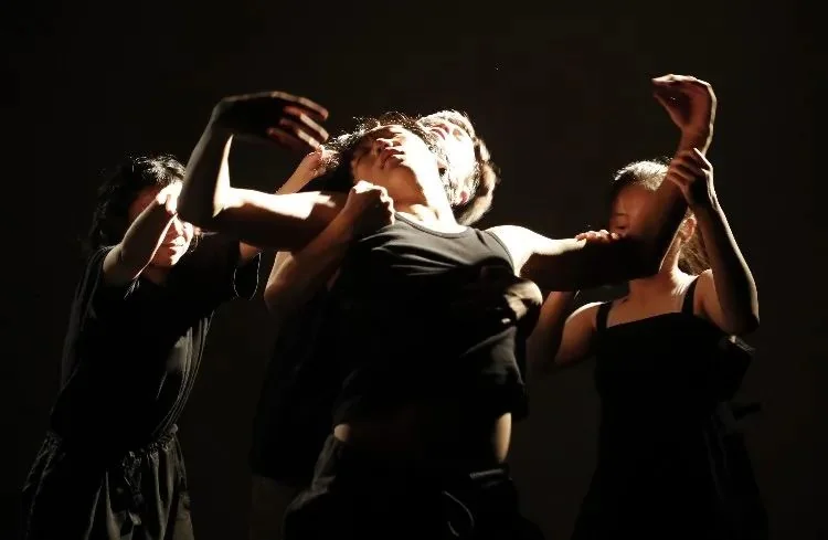 I'll talk to you later. - We'll record "I" with the P4. - P4 Theater, image 14