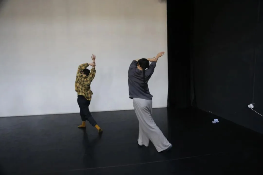 I'll talk to you later. - We'll record "I" with the P4. - P4 Theater, image 15