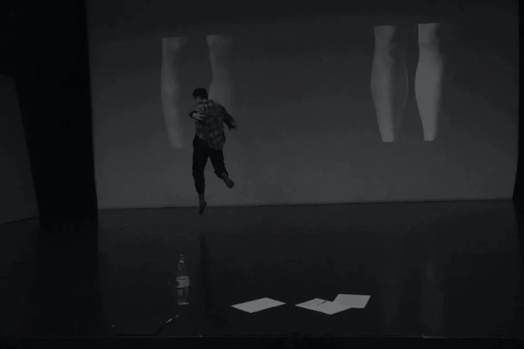 We'll talk in front of Cocoon. - We'll record "I" with the P4. - P4 Theater, image 12