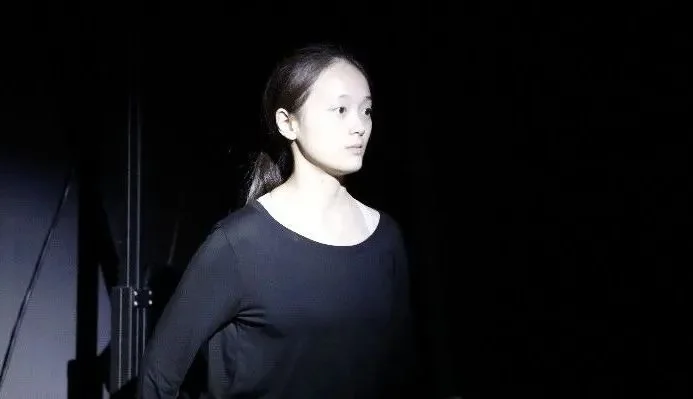 We'll talk in the back of Cocoon. - We'll record "I" with the P4. - P4 Theater, image 16