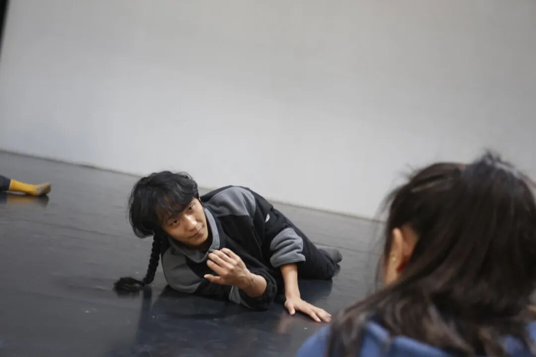 I'll talk to you later. - We'll record "I" with the P4. - P4 Theater